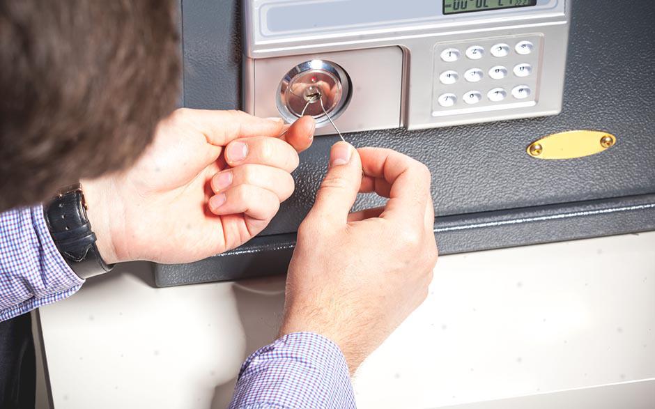 changer serrure porte fermée Paray-Vieille-Poste